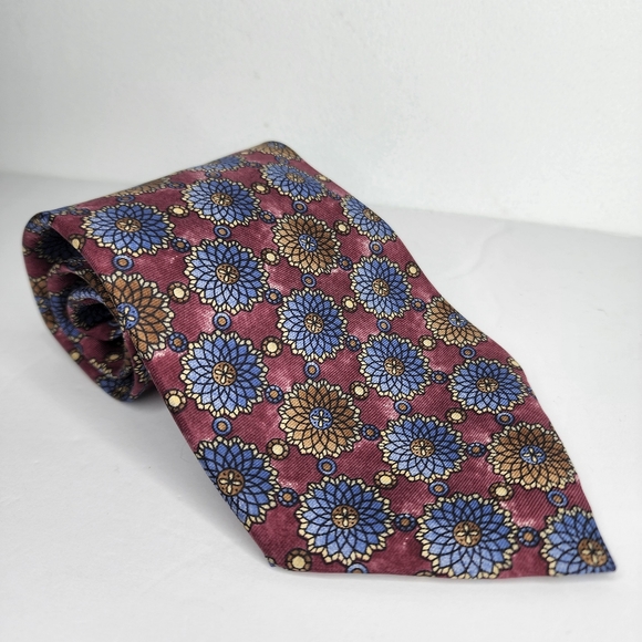 CHRISTIAN DIOR MONSIEUR Silk Floral Tie. - Picture 7 of 7